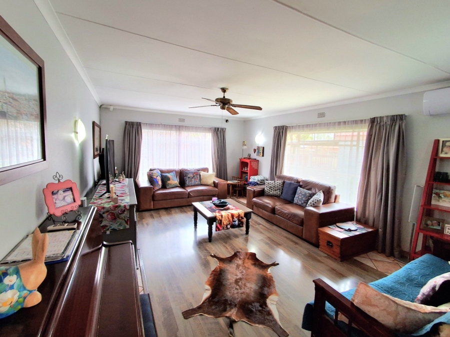 4 Bedroom Property for Sale in Vaalpark Free State